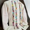Guayabera Beige de Lino Manga Larga Bordada a mano: Maestría Artesanal