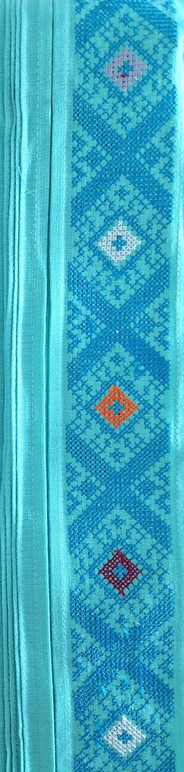 Guayabera Turquesa de Lino Manga Corta con Tejido de Telar y Grecas: Sutil Encanto - Imagen 12