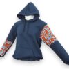 Sudadera con Gorro Azul Marino Cerrada para Niño Bordada a Mano: Confort y Distinción Únicos - Imagen 3