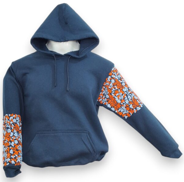 Sudadera con Gorro Azul Marino Cerrada para Niño Bordada a Mano: Confort y Distinción Únicos - Imagen 2