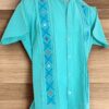 Guayabera Turquesa de Lino Manga Corta con Tejido de Telar y Grecas: Sutil Encanto - Imagen 9