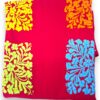 Encanto en Rojo: Playera Roja de Manga Corta para Niño Bordada a Mano - Imagen 6