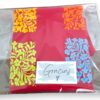 Encanto en Rojo: Playera Roja de Manga Corta para Niño Bordada a Mano - Imagen 7
