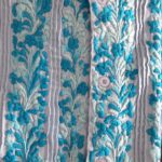 Distinción y Arte: Guayabera de Lino Azul Cielo Bordada a Mano - Imagen 9