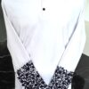 Pureza y Estilo: Playera Blanca de Manga Larga para Caballero Bordada a Mano - Imagen 5