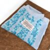 Distinción y Arte: Guayabera de Lino Azul Cielo Bordada a Mano - Imagen 8