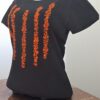 Misterio y Glamour: Playera Negra Manga Corta para Dama Bordada a Mano