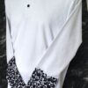 Pureza y Estilo: Playera Blanca de Manga Larga para Caballero Bordada a Mano - Imagen 6
