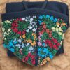 Estilo Encantado: Sudadera negra con Gorro para Niña Bordada a Mano - Imagen 14