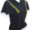 Elegancia Sutil: Playera Tipo Polo Negra de Algodón para Dama Bordada a Mano - Imagen 4
