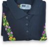 Elegancia Sutil: Playera Tipo Polo Negra de Algodón para Dama Bordada a Mano - Imagen 10