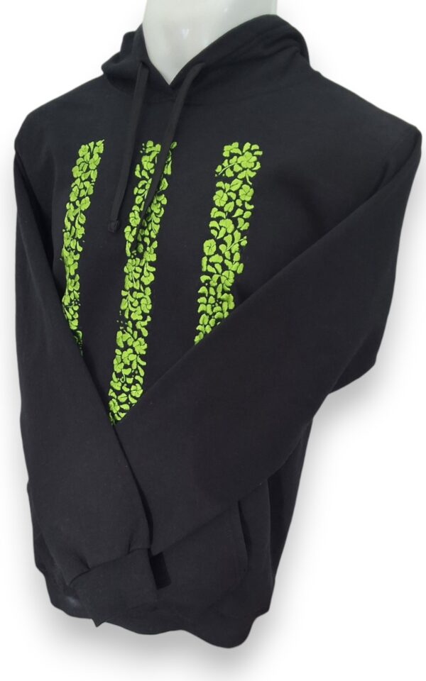 Estilo y Elegancia: Sudadera Negra con Gorro Cerrada Bordada a Mano - Imagen 5