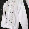 Elegancia Atemporal: Hermosa Guayabera de Lino Blanco Bordada a Mano